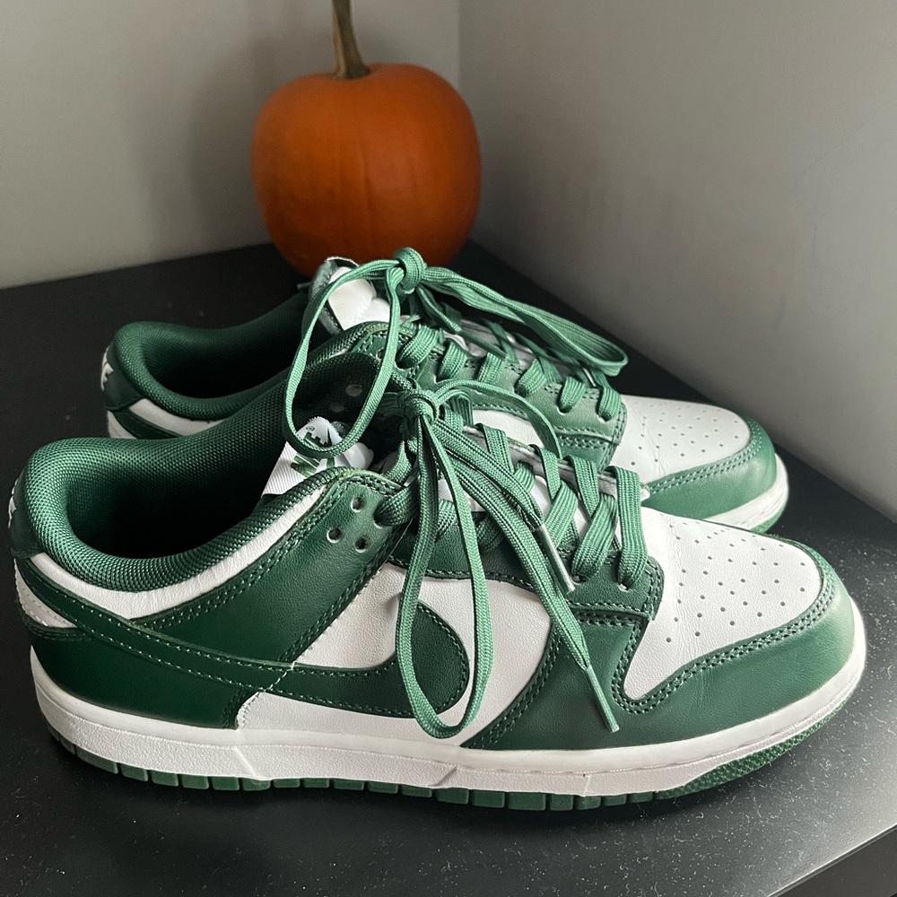 Nike dunk low "varsity green"